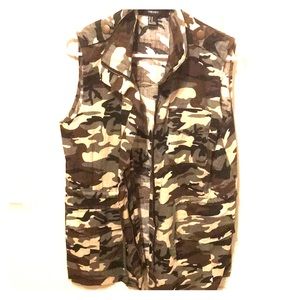 fashion camo vest